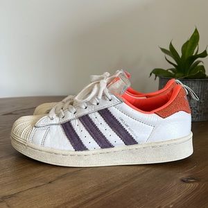 Adidas Superstar - girls sneakers - Girls are Awesome!